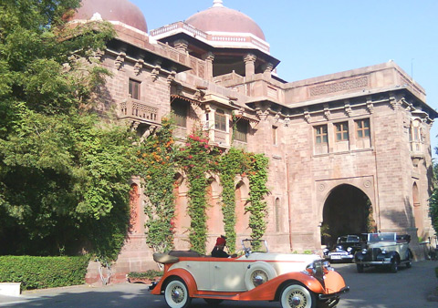 Hotel Ajit Bhawan Palace in Jodhpur